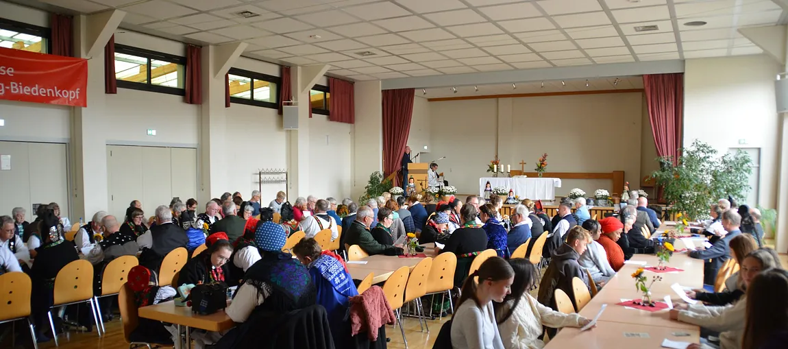 Gottesdienst in der Gemeindehalle 